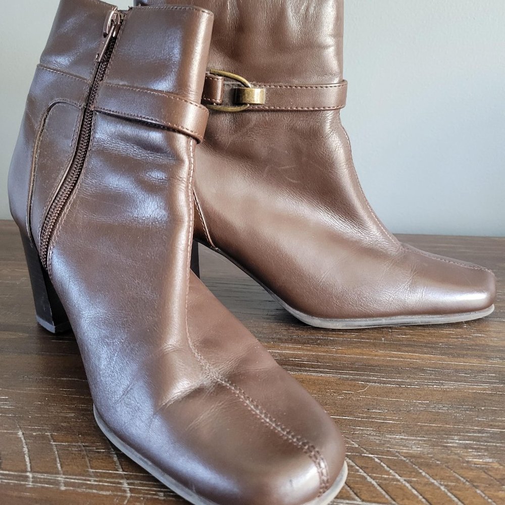 Nine & Co. by Nine West 7.5 Brown Booties